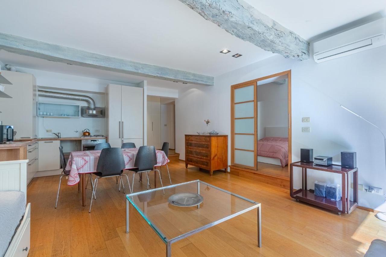 Pleasant Central Apartment With Garden Bologna Luaran gambar