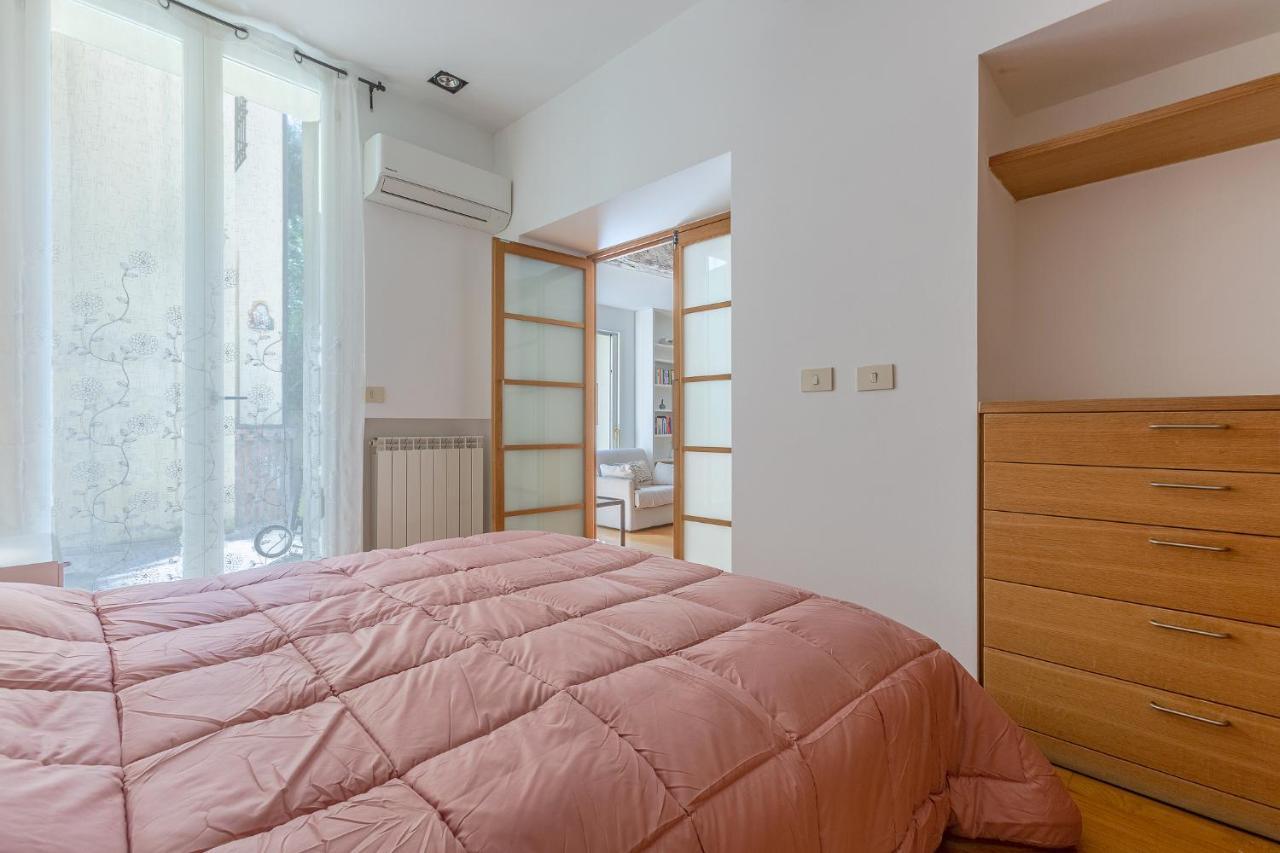 Pleasant Central Apartment With Garden Bologna Luaran gambar
