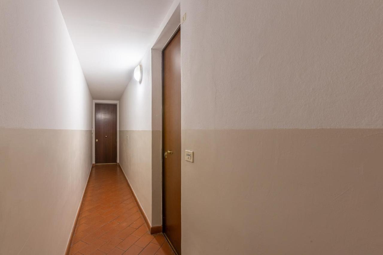 Pleasant Central Apartment With Garden Bologna Luaran gambar